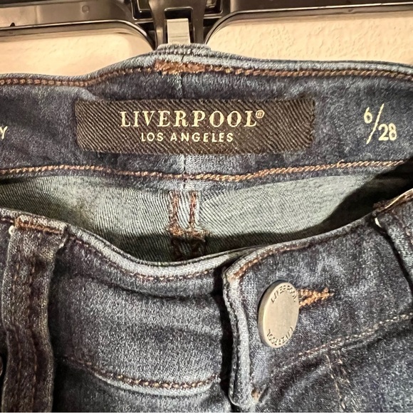 Liverpool Deep Blue Skinny Jeans Women's Small - Picture 2 of 16